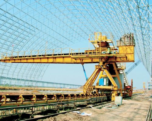 Apilador Cantilever tipo lateral